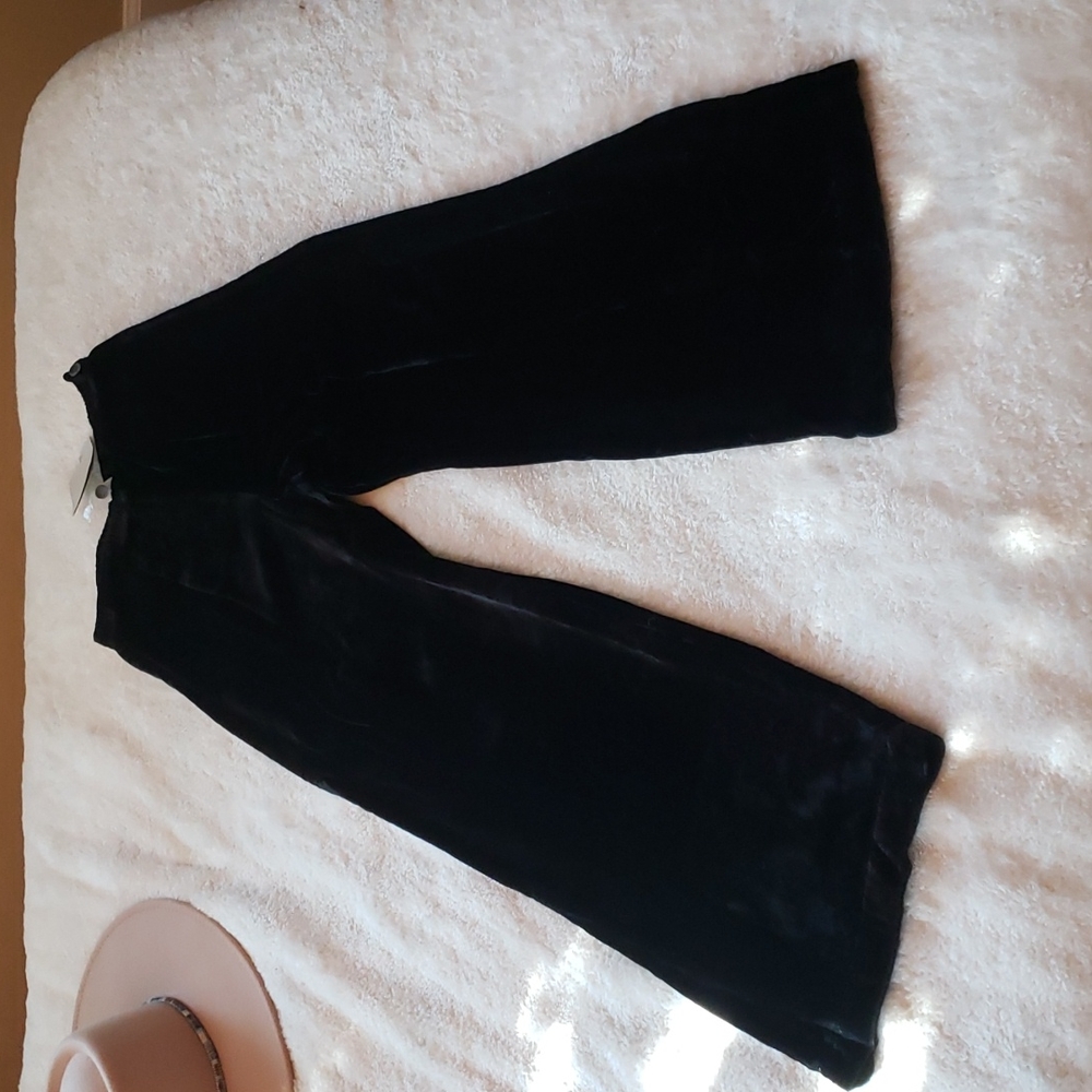 Jill Velvet Wide Leg Black Pants